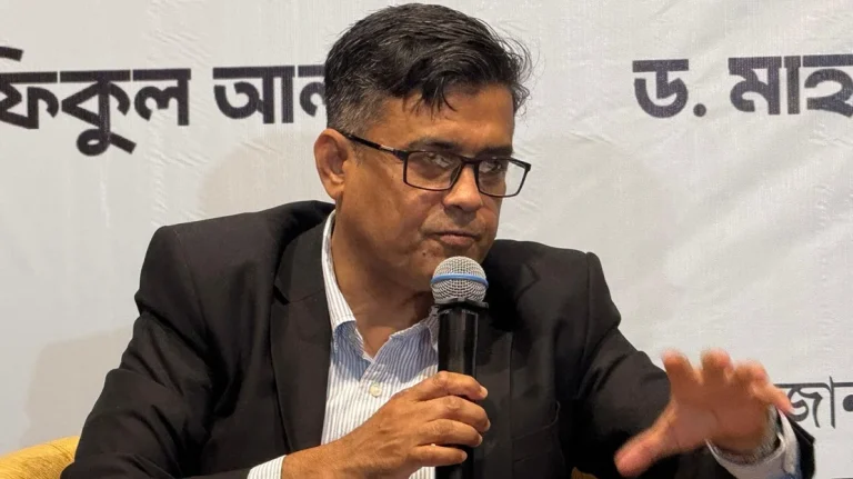 আওয়ামী লীগের কর্মসূচি নিয়ে তীব্র প্রতিক্রিয়া, বিরোধীদের হুঁশিয়ারি ছবি- দ্যা নিউজ